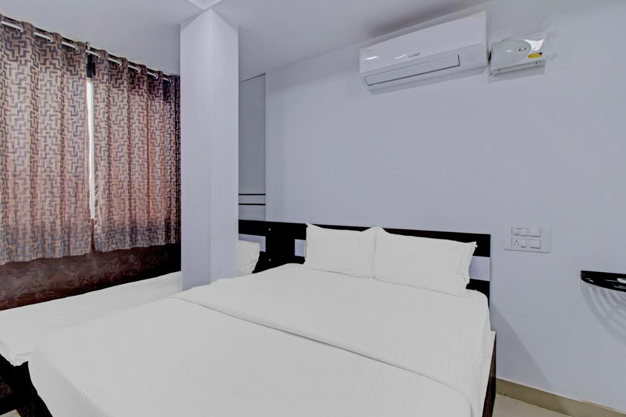 Oyo Flagship 81436 Palace Lodge Mangalore Buitenkant foto