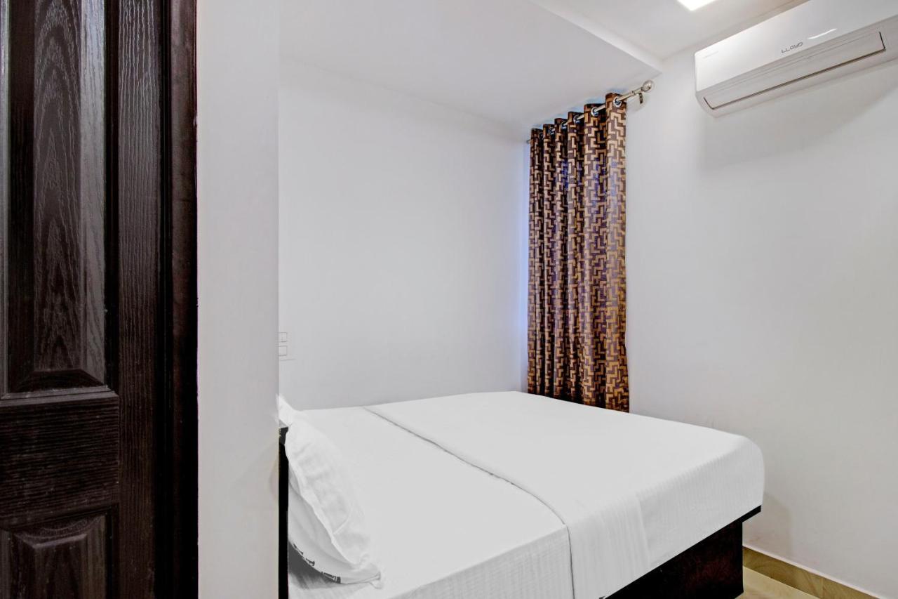 Oyo Flagship 81436 Palace Lodge Mangalore Buitenkant foto