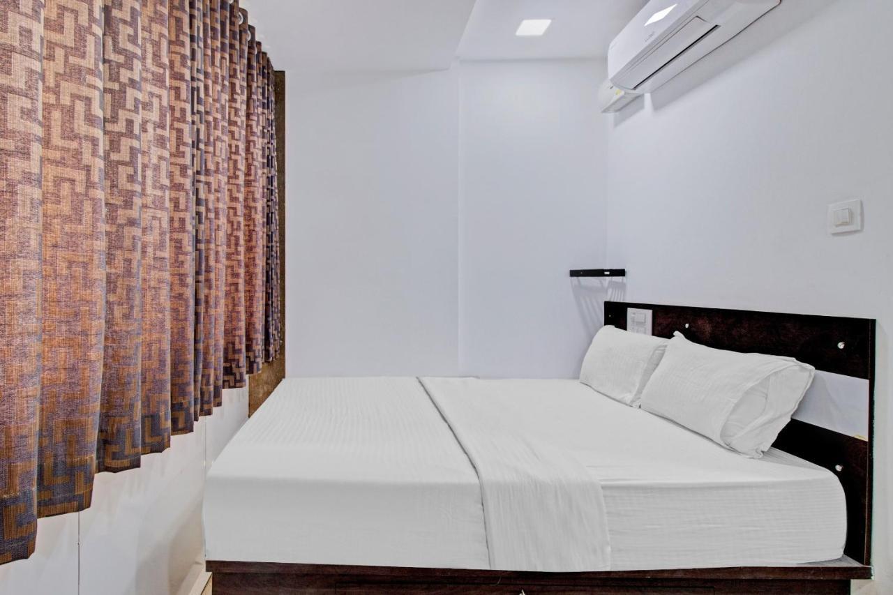Oyo Flagship 81436 Palace Lodge Mangalore Buitenkant foto