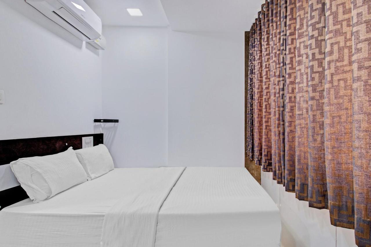 Oyo Flagship 81436 Palace Lodge Mangalore Buitenkant foto